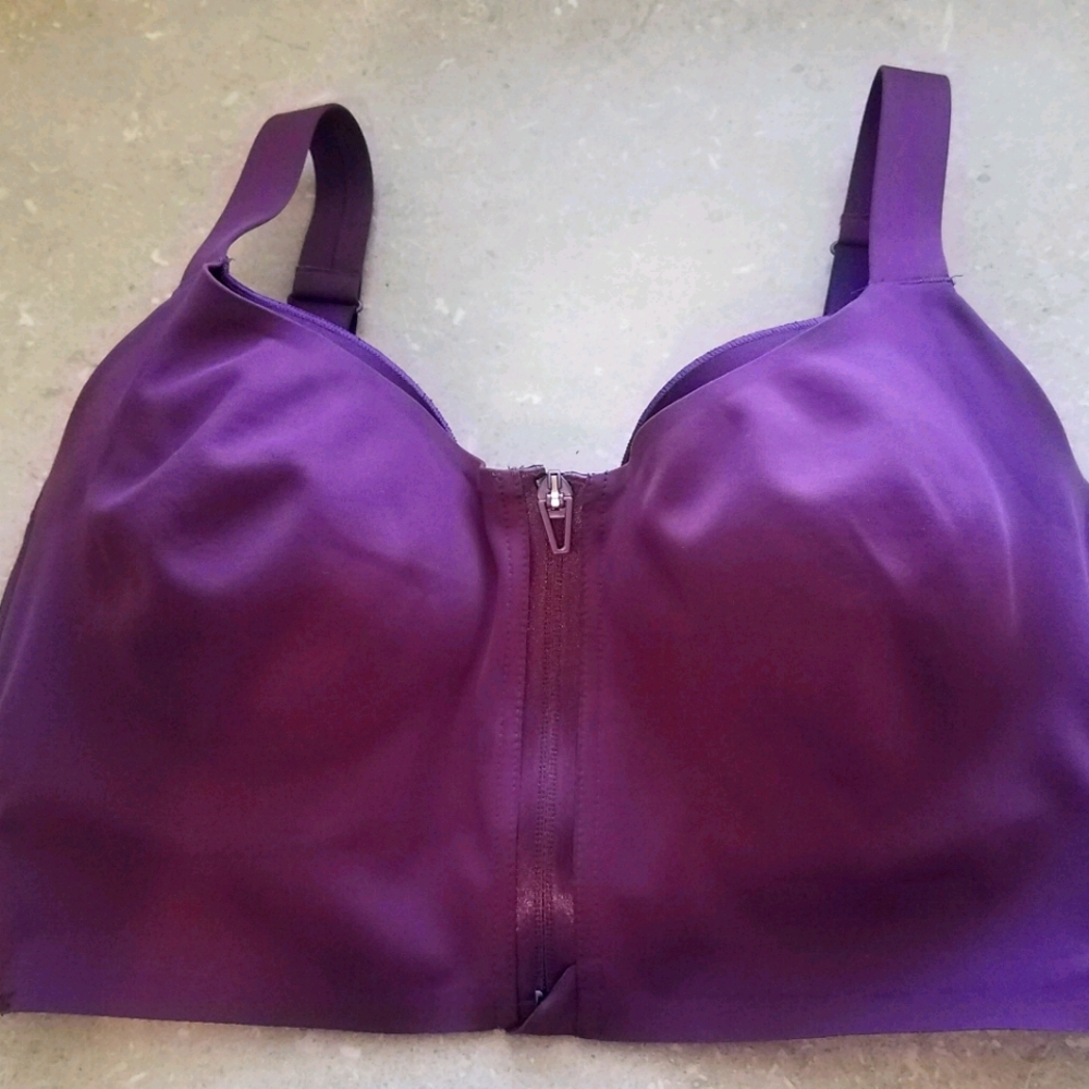 Victoria sports bra 34DD